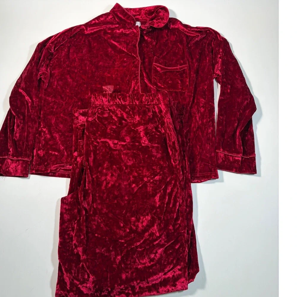 Lord & Taylor Women's XXL Crimson Crushed Velvet Velour Pajama Set